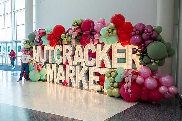 Shop, Sip, & Sparkle: Your Worry-Free Guide to the Houston Nutcracker Market with Private Group Transport